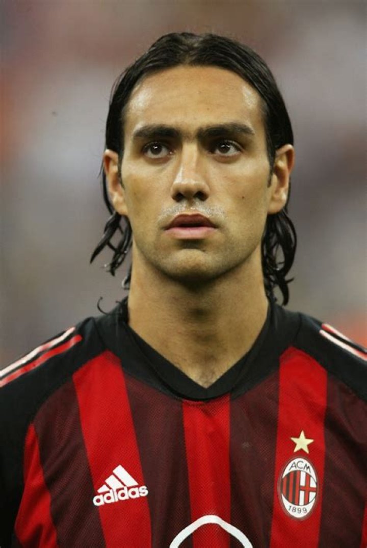 alessandro nesta 1241284 uludağ sözlük galeri
