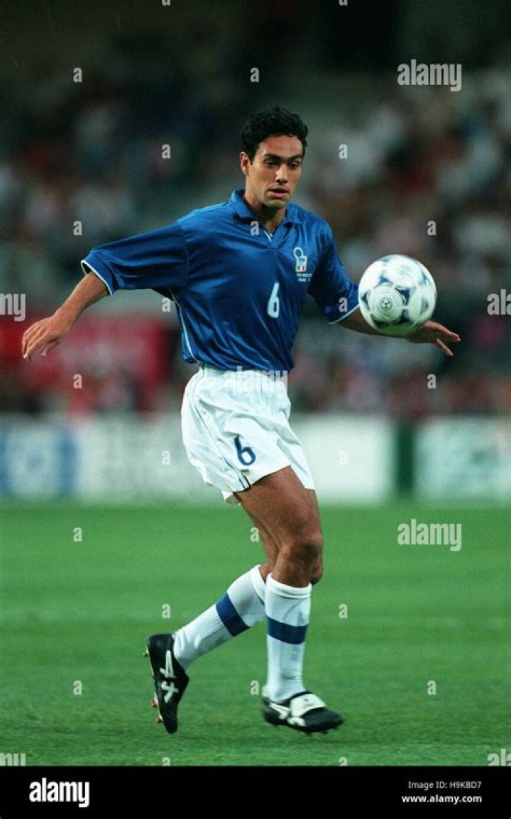 Alessandro Nesta of Italy. 1998 World Cup Finals card. Uefa Football