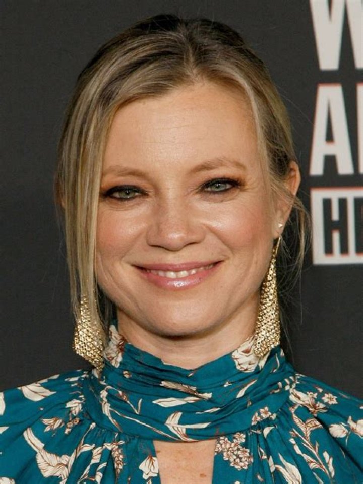 Amy Smart Pictures. Amy Smart at the Best Friends Animal society Pet