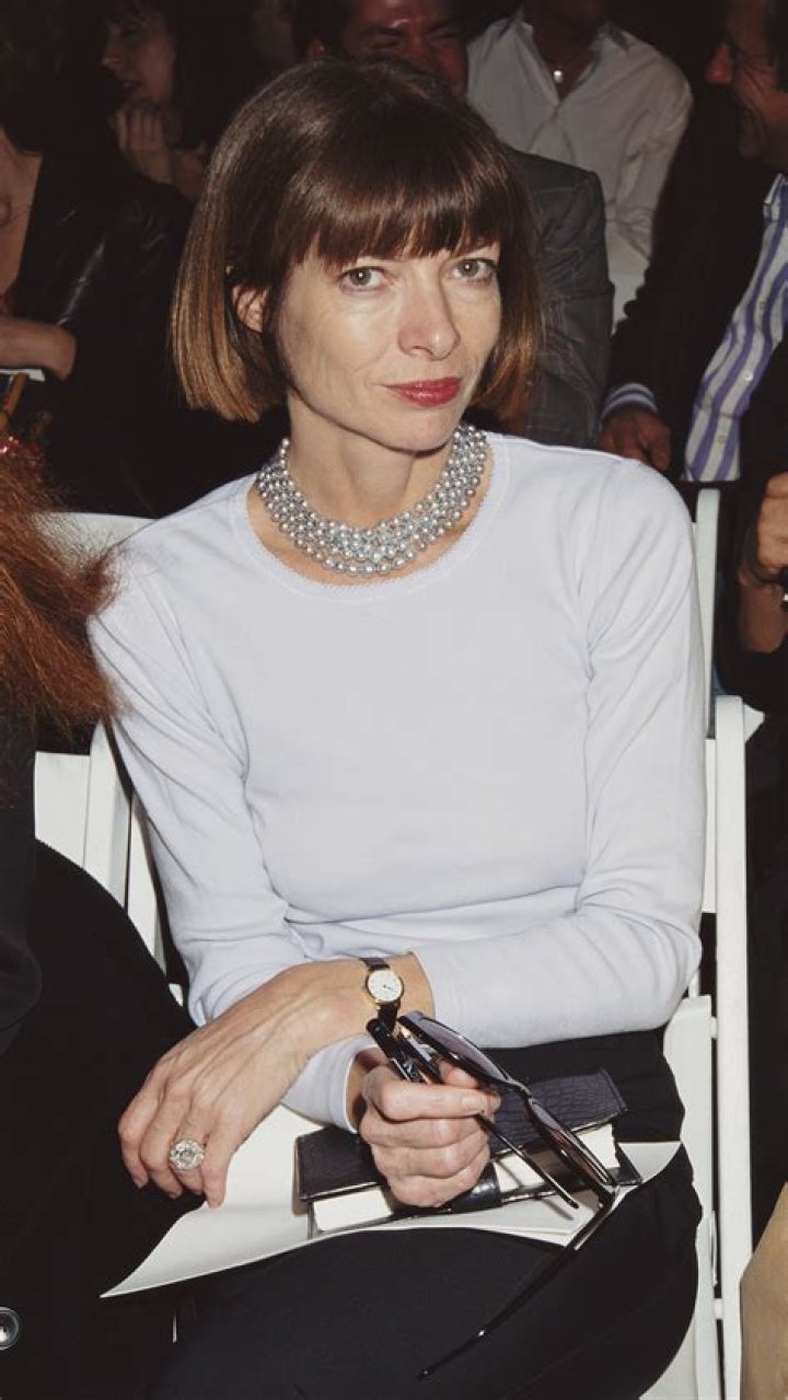 Anna Wintour Biography, Anna Wintour's Famous Quotes QuotationOf . COM