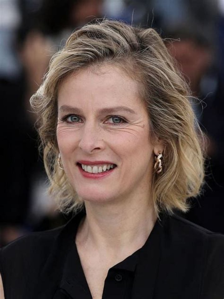 Bild zu Karin Viard Kinoposter Karin Viard FILMSTARTS.de