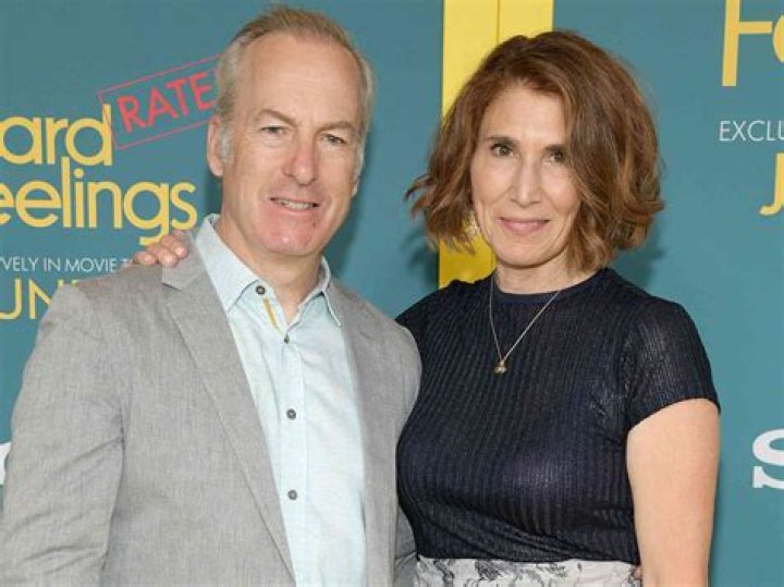 Bob Odenkirk and wife Naomi at the 2016 Golden Globes red carpet
