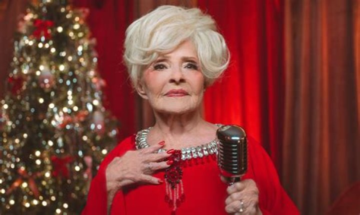 Brenda Lee's 'Rockin' Around the Christmas Tree' finally tops Hot 100