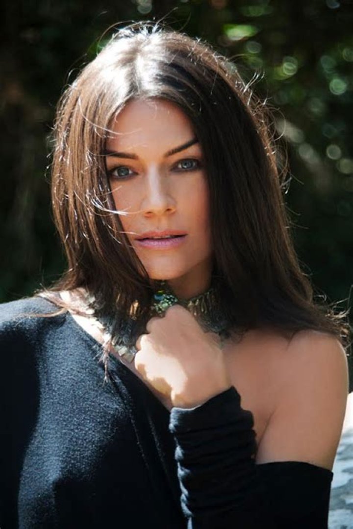 Deborah FALCONER Biographie et filmographie
