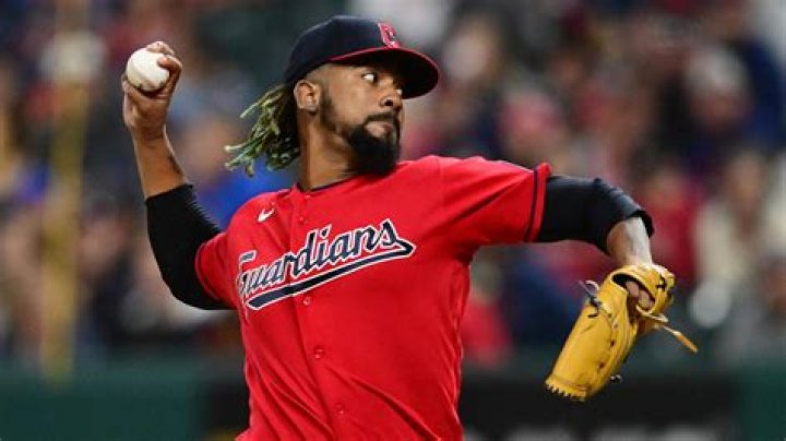 Houston Astros Target Superstar Closer Josh Hader for Bullpen Help