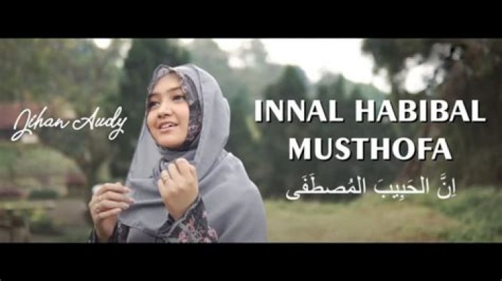 Innal Habibal Musthofa cover Maria Ulfah Elkamiel YouTube