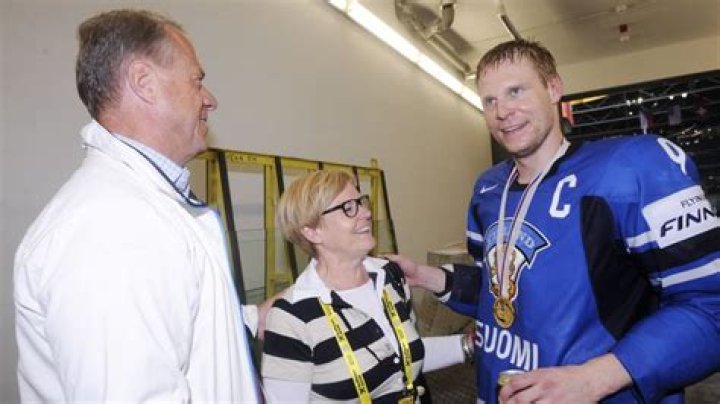Jukkaisä keskusteli Mikko Koivun kanssa päivien ajan uran päätöksestä