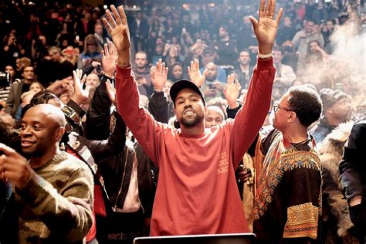 Kanye West's 'Diet Coke' Dance Moves Get Diddy's Approval HipHopDX