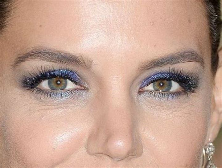 Katie Holmes Eye Color What color are Katie Holmes eyes?