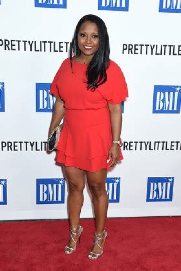 Keshia Knight Pulliam Age, Height, Weight, Net Worth, Daughter 2023