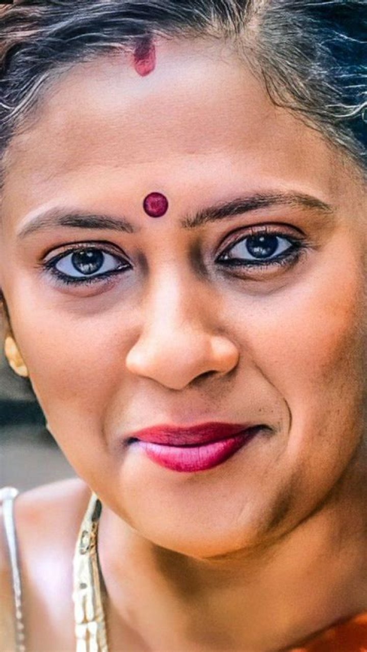 Lakshmi Ramakrishnan Beautiful Women Over 40, Beautiful Saree