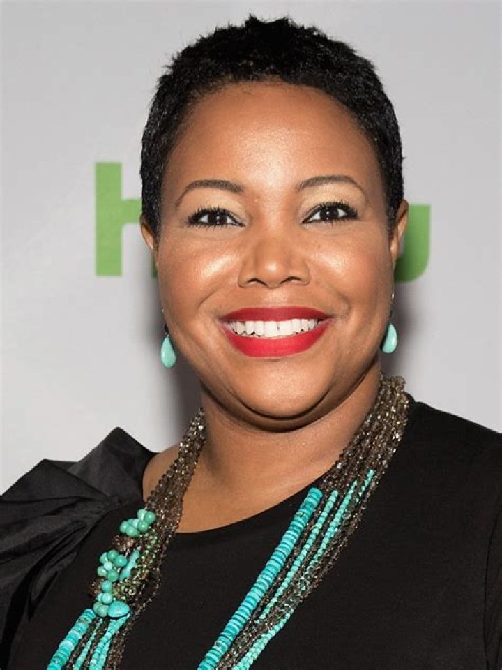 &lsquo;Family Matters&rsquo; Star Kellie Williams Shares Family Holiday Photo Y