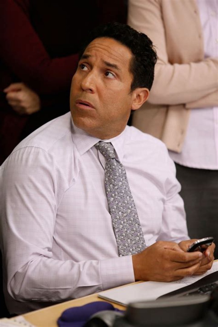 Oscar Nunez's Biography Wife, Net Worth, Height, Gay Rumors