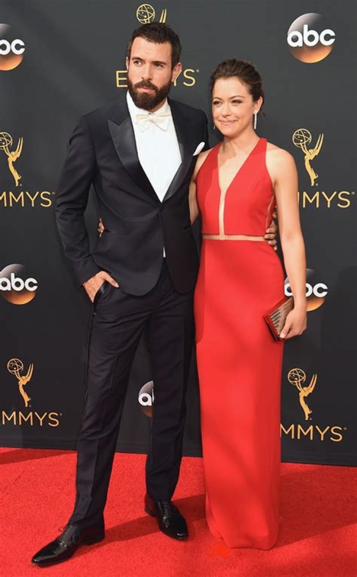 Tatiana Maslany And Tom Cullen On Being In Love On And Off Screen NYLON