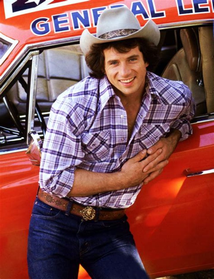 Tom Wopat Offers 'Prayers' After Death of John Schneider's Wife