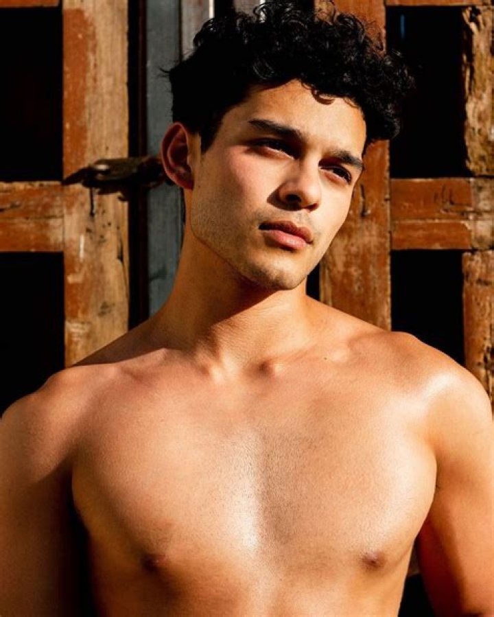 Who Is Anthony Keyvan? Wiki, Age, Relationship, Movies, Instagram & Net