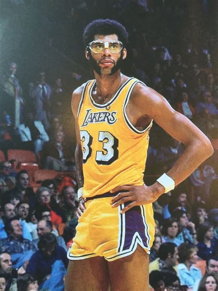 Why Kareem AbdulJabbar is 'happy' LeBron broke his NBA scoring record